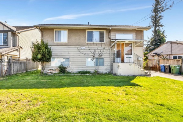2680 Victoria Street, Abbotsford, BC V2T2T5 Photo 2