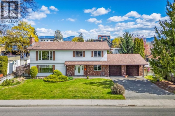 2681 Abbott Street, Kelowna, BC, photo 2