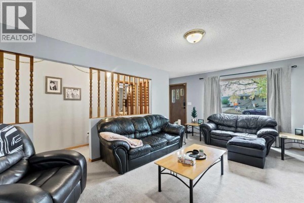Primary Bedroom - 2685 15 Avenue Se, Medicine Hat, AB T1A4C7 Photo 5