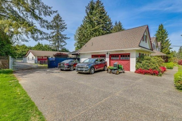 2685 171 Street, Surrey, BC V3Z0B3 Photo 4