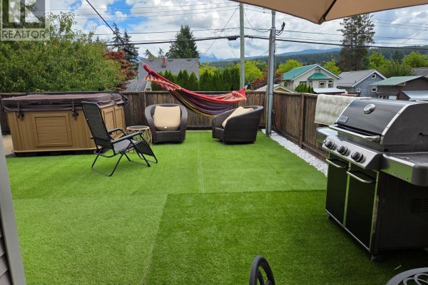 Ensuite - 2685 2nd Ave, Port Alberni, BC V9Y1Z6 Photo 3