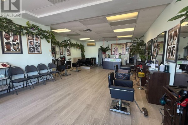 2685 Eglinton Avenue E, Toronto, ON M1K2S2 Photo 5