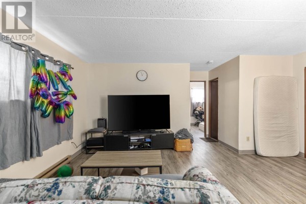 269 Goulais Ave, Sault Ste  Marie, ON P6C5A2 Photo 3