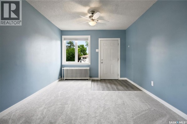 Primary Bedroom - 269 Iroquois Street W, Moose Jaw, SK S6H5A8 Photo 4