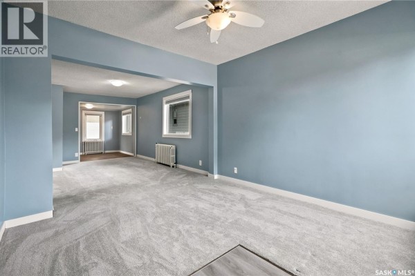 Bedroom - 269 Iroquois Street W, Moose Jaw, SK S6H5A8 Photo 5