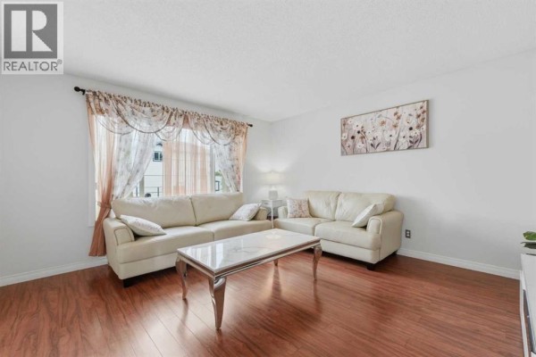 Dining room - 269 Tarington Close Ne, Calgary, AB T3J3Z2 Photo 2