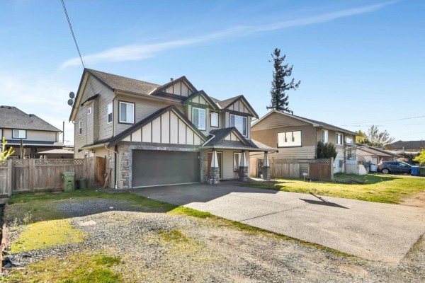 2690 Victoria Street, Abbotsford, BC V2T2T5 Photo 2