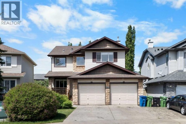 2693 Coopers Circle Sw, Airdrie, AB, photo 2