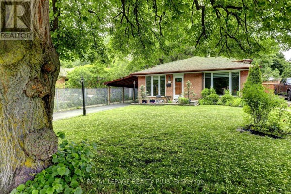 Eating area - 2694 Truscott Drive, Mississauga, ON L5J2B7 Photo 2