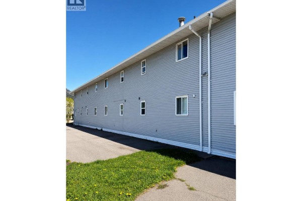 2697 Nicola Avenue, Merritt, BC V1K1B8 Photo 4