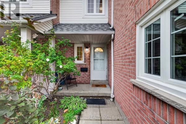 Kitchen - 26a - 5205 Glen Erin Drive E, Mississauga, ON L5M5N6 Photo 3