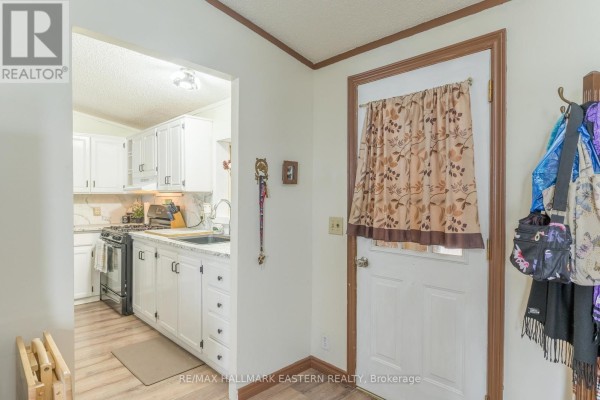 Bedroom 2 - 26b - 2244 Heritage Line, Otonabee South Monaghan, ON K9J6X8 Photo 4