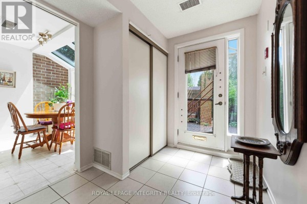 Laundry room - 27 - 100 Hillside Drive, Ottawa, ON K1K4J1 Photo 4