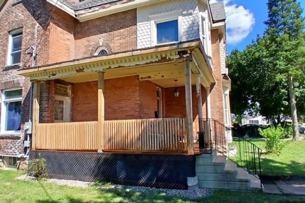 27 & 31 Wade Street, Chatham, ON N7M3T6 Photo 3