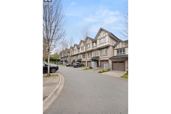 27 1338 Hames Crescent, Coquitlam, BC V3E0J2 Photo 3