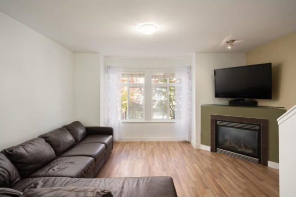 27 19448 68 Avenue, Surrey, BC V4N5V5 Photo 5