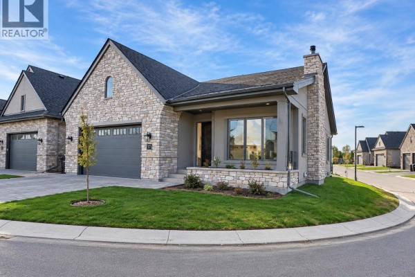Residential for sale at 27 350 Cartwright Street, Saskatoon, SK - MLS® R5lJ3b