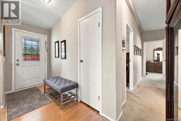 Kitchen - 27 6325 Metral Dr, Nanaimo, BC V9T6P9 Photo 5