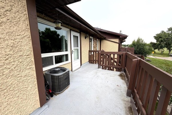 Primary Bedroom - 27 70 Paddington Road, Winnipeg, MB R2N1P7 Photo 4