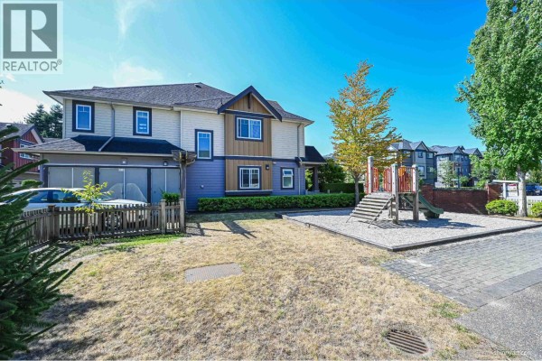 27 9699 Sills Avenue, Richmond, BC V6Y0C8 Photo 5