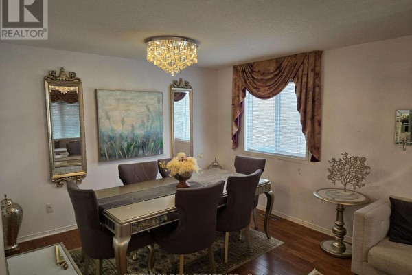 Eating area - 27 Adler Drive S, Cambridge, ON N3C4J9 Photo 5