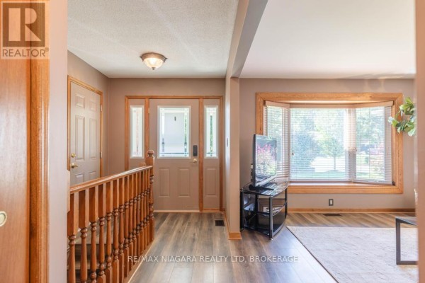 Primary Bedroom - 27 Andrea Drive, St  Catharines, ON L2S3N7 Photo 4