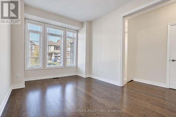 Primary Bedroom - 27 Applegate Drive, East Gwillimbury, ON L9N0R2 Photo 5