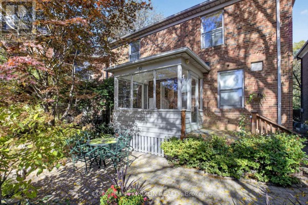 Sunroom - 27 Armour Boulevard, Toronto, ON M5M3B9 Photo 5