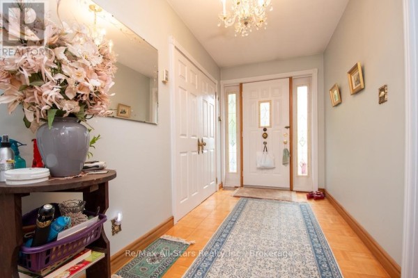 Bedroom - 27 Aspen Drive, Kawartha Lakes, ON K0M1N0 Photo 5
