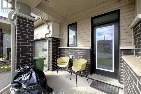 27 Bermondsey Way, Ottawa, ON K2S2Y7 Photo 2