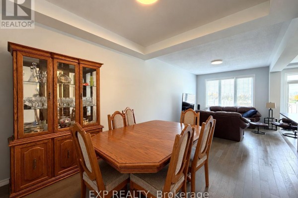 27 Bermondsey Way, Ottawa, ON K2S2Y7 Photo 5