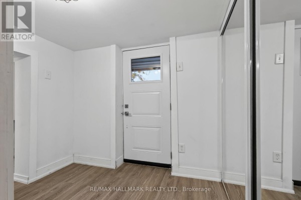 27 Bexhill Lower Avenue, Toronto, ON M1L3B5 Photo 3