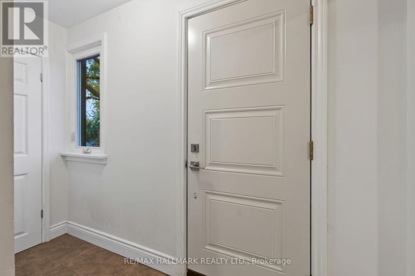 27 Bexhill Upper Avenue, Toronto, ON M1L3B5 Photo 3