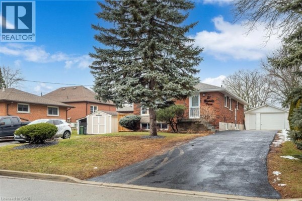 27 Blenheim Drive, Stoney Creek, ON, photo 3