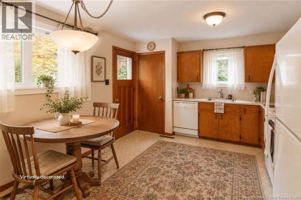 Family room - 27 Brewster Street, Riverview, NB E1B3M7 Photo 3