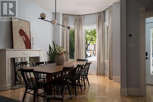 27 Callender Street, Toronto, ON M6R2H2 Photo 5