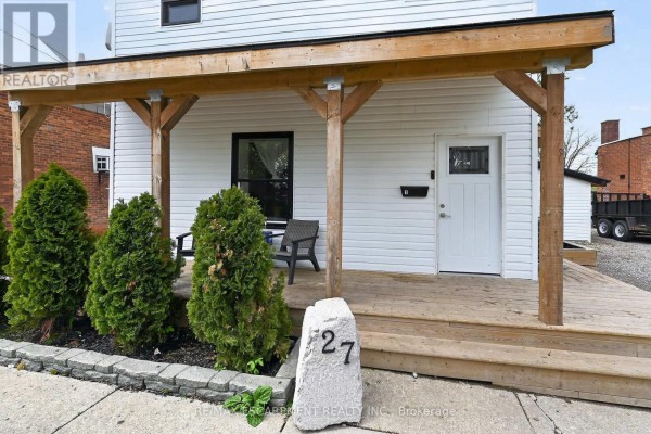 Living room - 27 Cayuga Street N, Haldimand, ON N0A1E0 Photo 4