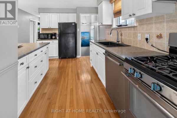 Utility room - 27 Dyer Street, St  Thomas, ON N5R5K2 Photo 4