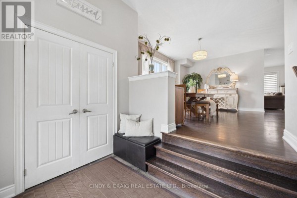 Great room - 27 Elmer Adams Drive, Clarington, ON L1E2L7 Photo 2