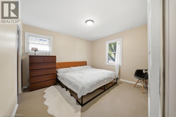 Bonus Room - 27 Frank Street, Brantford, ON N3T5C8 Photo 5