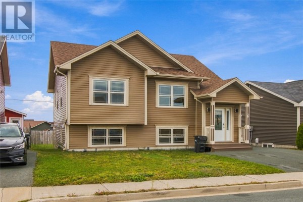 Bath (# pieces 1-6) - 27 Glenlonan Street, St  John S, NL A1G0B4 Photo 2