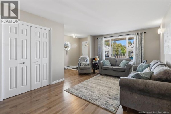 Family room - 27 Glenview Court, Riverview, NB E1B1X7 Photo 4