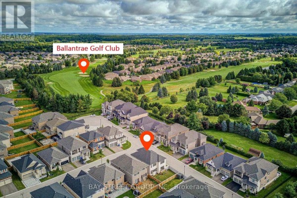 Media - 27 Hearthwood Gate, Whitchurch Stouffville, ON L4A4X1 Photo 2