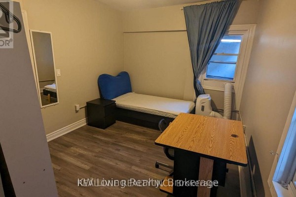 27 Kensington Avenue, Toronto, ON M5T2J8 Photo 5