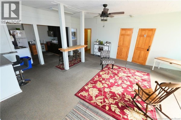 27 King Street, St  Stephen, NB E3L2C1 Photo 5