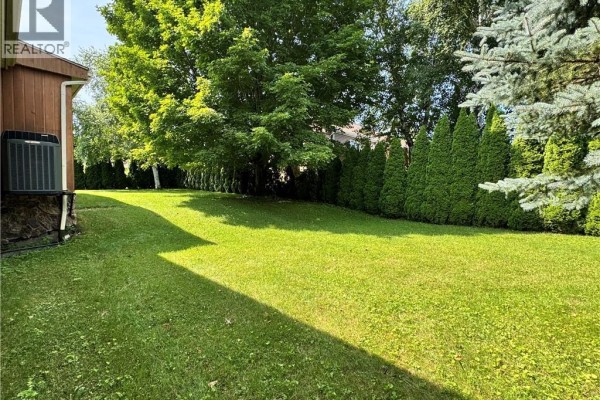Bath (# pieces 1-6) - 27 Lafrance, Grand Sault/grand Falls, NB E3Z1A4 Photo 5