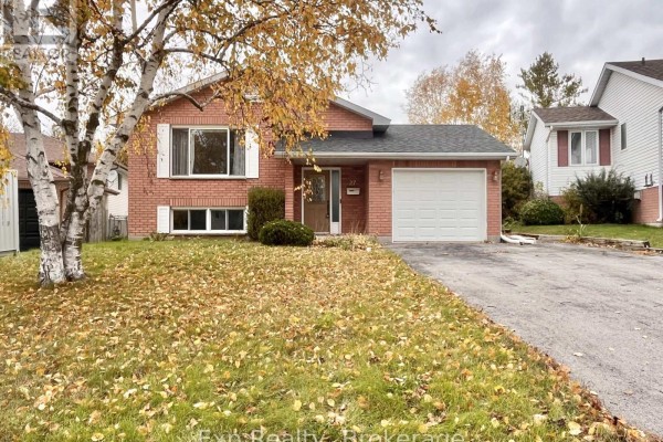 27 Loraine Avenue, Quinte West