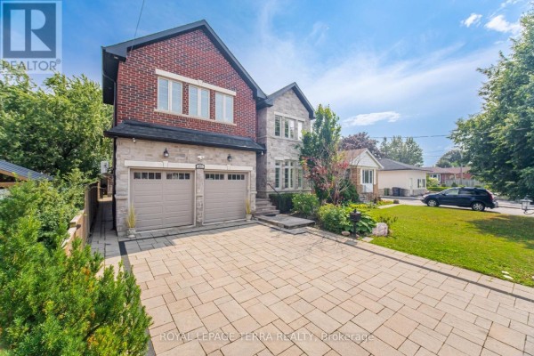 27 Minford Avenue, Toronto, ON, photo 3