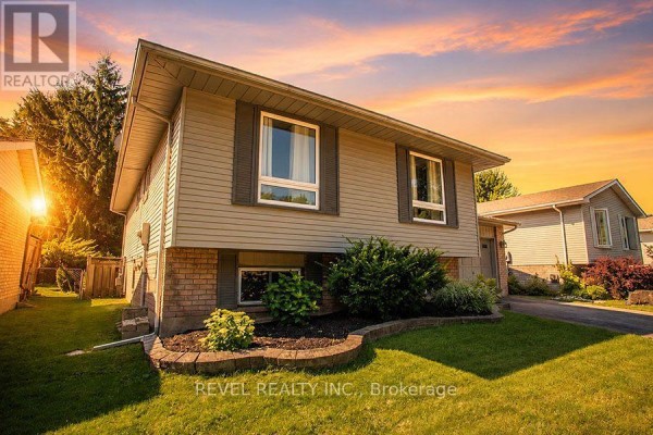 3pc Bathroom - 27 Myrtleville Drive, Brantford, ON N3V1B9 Photo 3