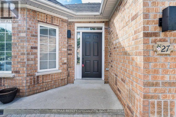 27 Nailsworth Crescent, Caledon, ON L7C1R3 Photo 4